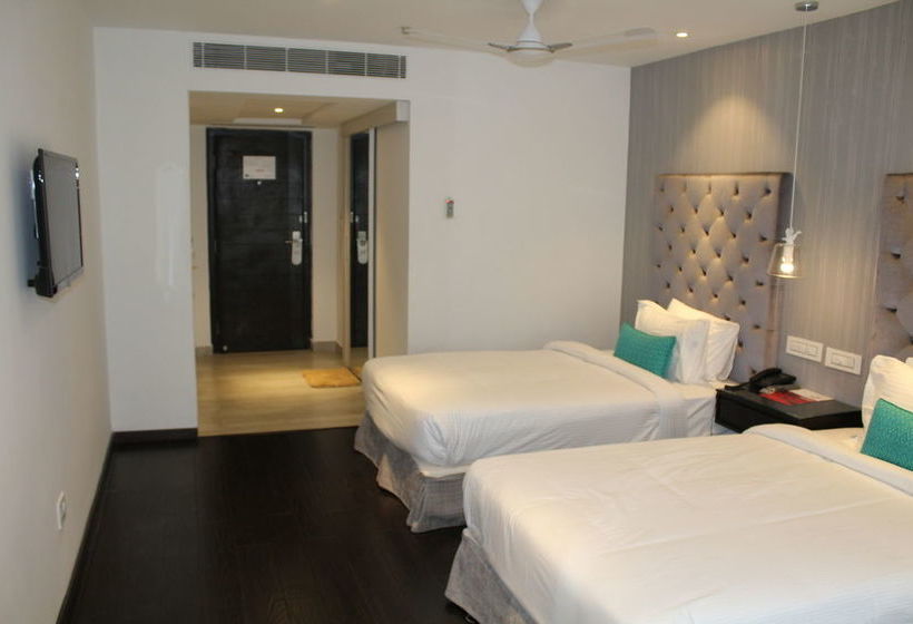 Hotel Deccan Serai 18