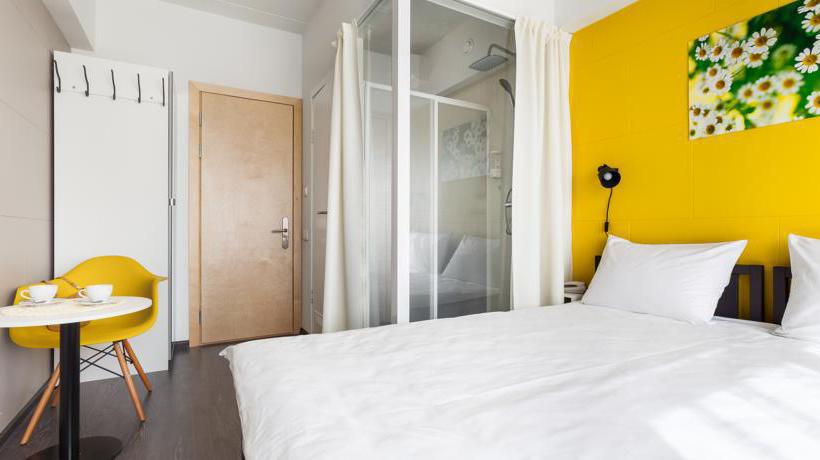 Hotel and Hostel Live 6