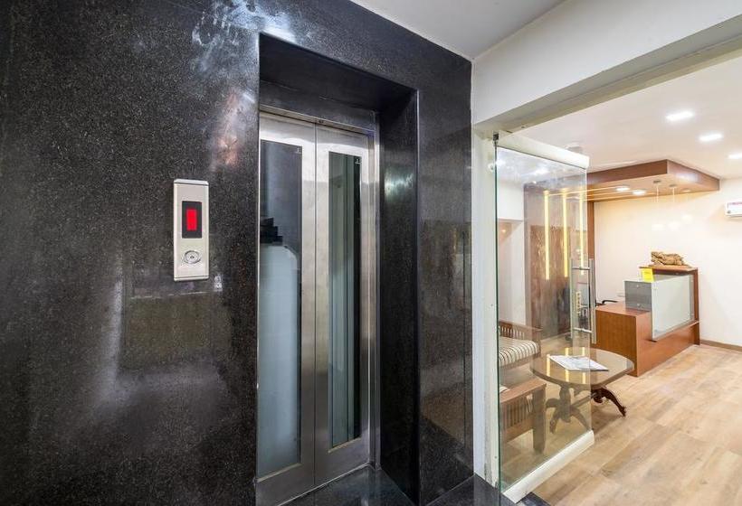 Hotel Treebo Adin Residence 4