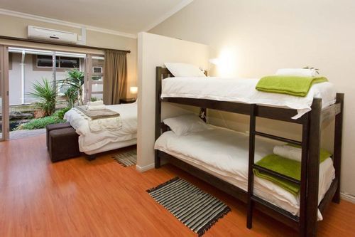 Bed and Breakfast Aloe Manor 6