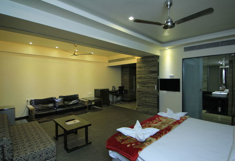 Hotel Kumar Resort Lonavala 20