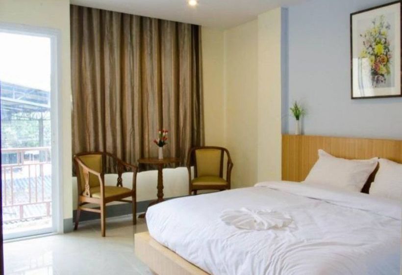 Hotel The Impress Sisaket 2