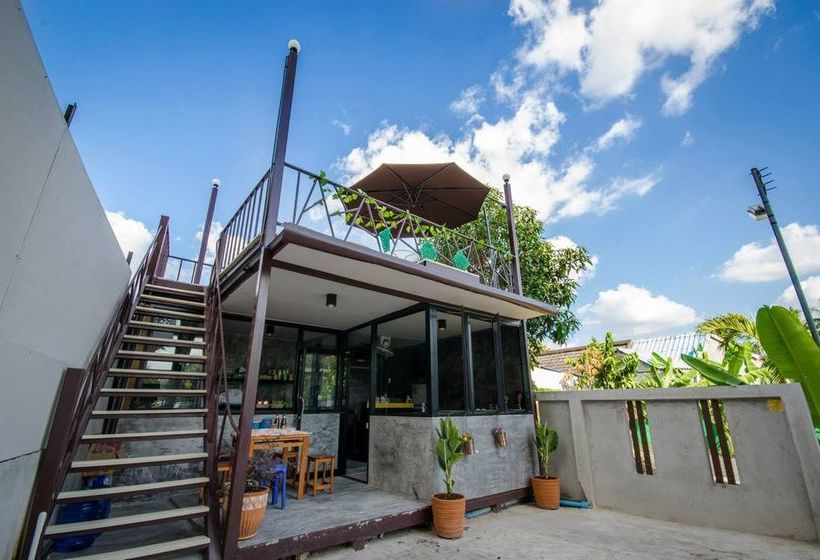 Hotel The Impress Sisaket 9