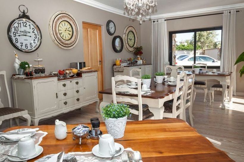 Pension Stone Olive 17