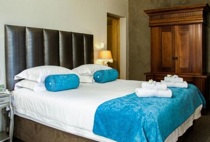 Pension Stone Olive 9