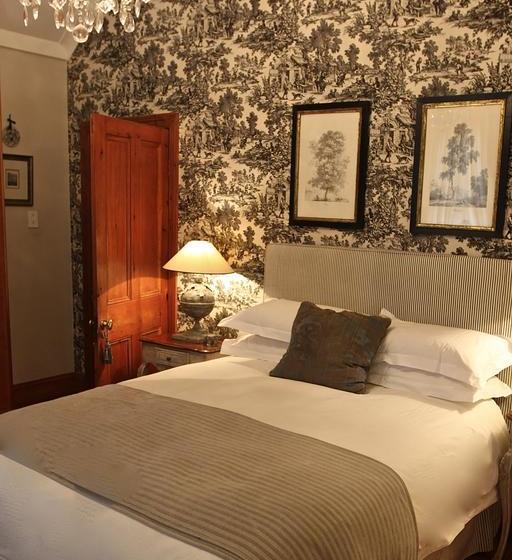 Pensión Doveton House 10