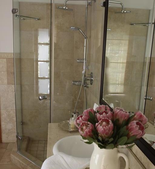 Pensión Doveton House 15