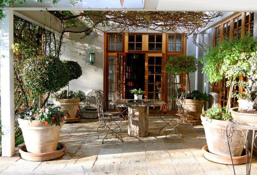 Pensión Doveton House 7