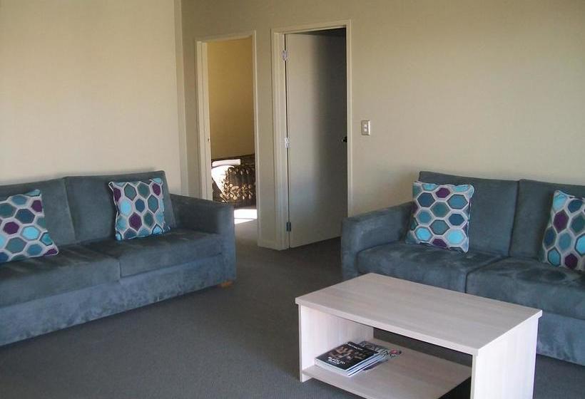 Asure Sierra Motel 1