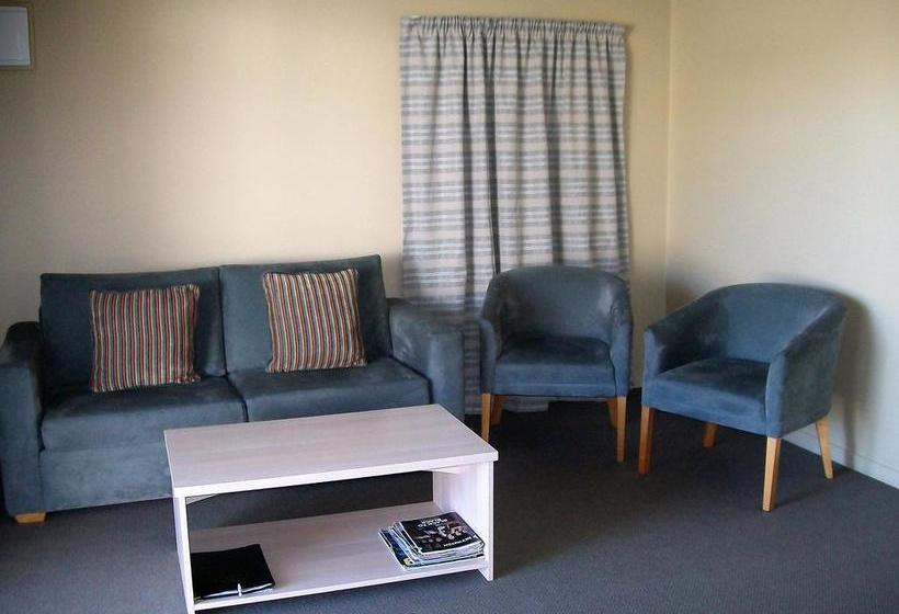 Asure Sierra Motel 8