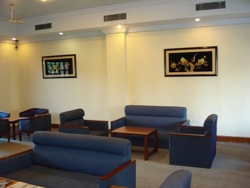 Hotel Lake Land Country Club Residency 10