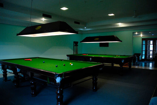 Hotel Lake Land Country Club Residency 7