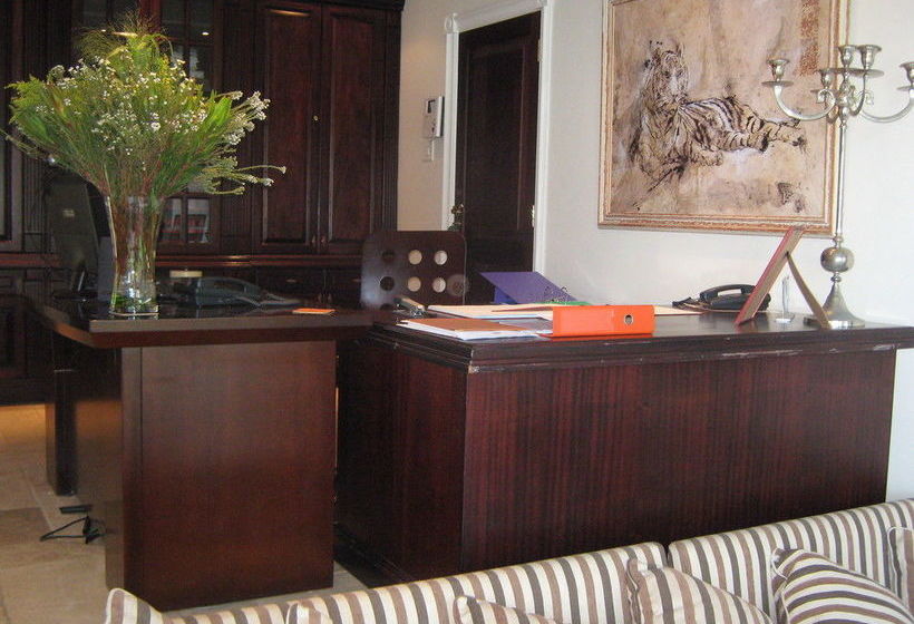 Pension (Hôtel basse catégorie) Ridgemor Villa 1