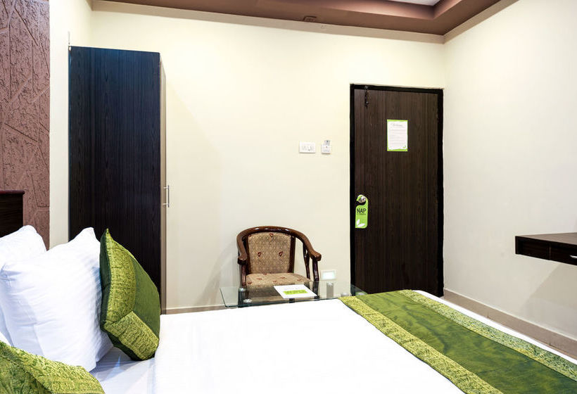 Hotel Treebo Sea Rock 10