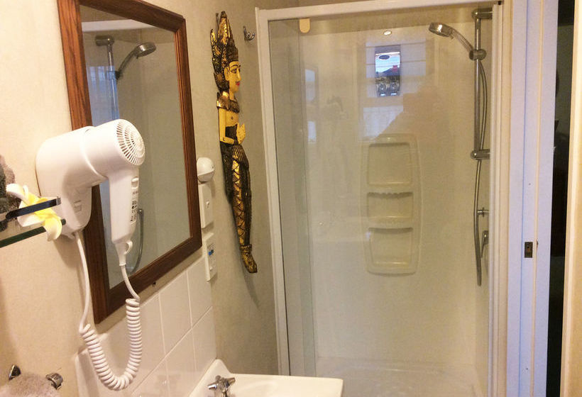 Bed and Breakfast Guysers Gaystay For Men 8