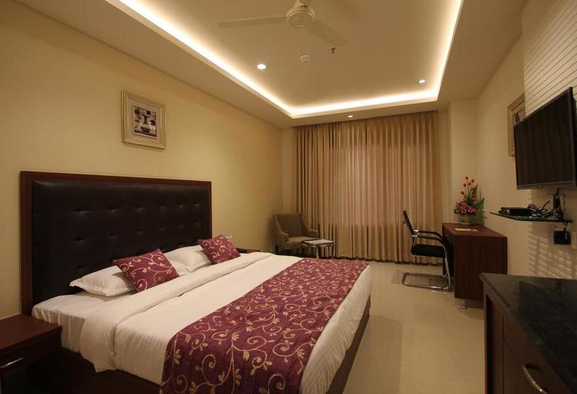 Hotel Hyderabad Grand Shamshabad Telangana