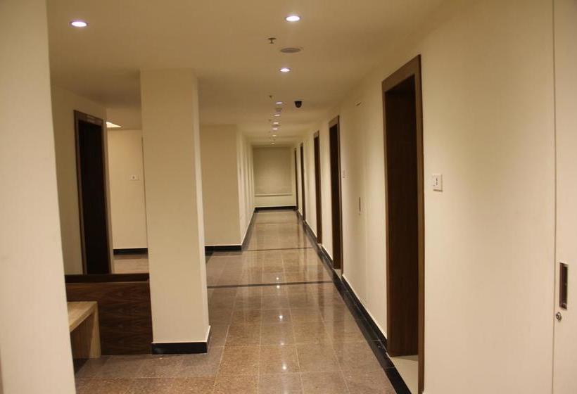 Hotel Hyderabad Grand 14