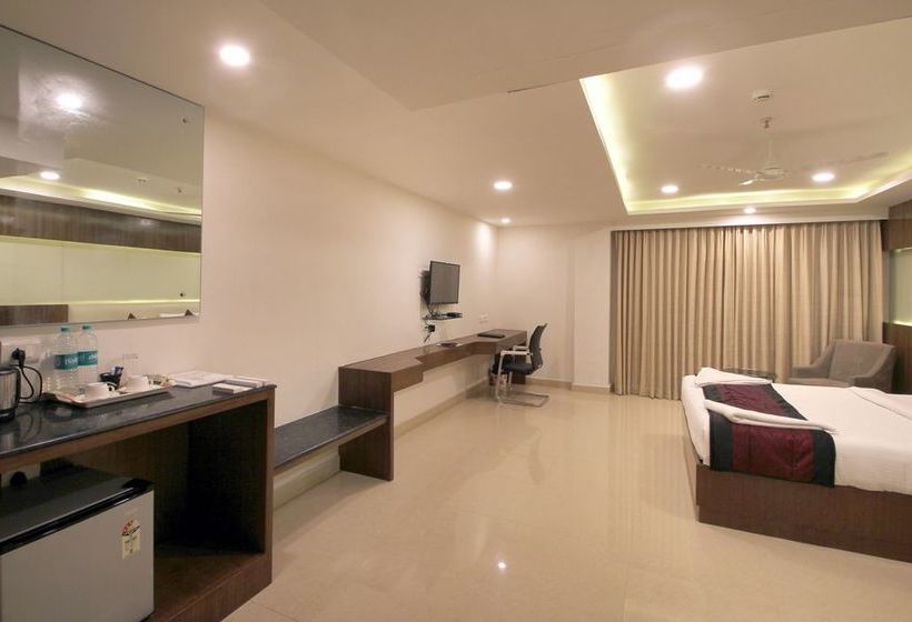 Hotel Hyderabad Grand 20