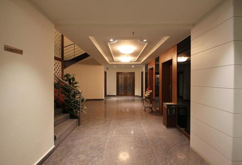 Hotel Hyderabad Grand 9