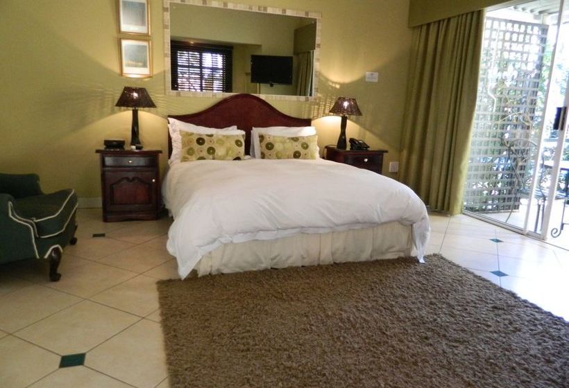 Pension Melleney's Exclusive Guest House 10