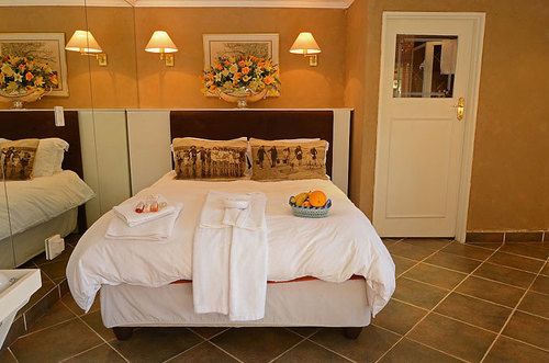 Pension Melleney's Exclusive Guest House 14