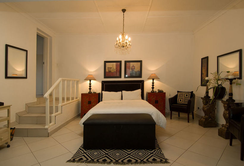 Pension Melleney's Exclusive Guest House 5