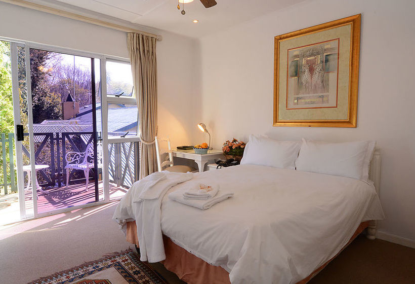 Pension Melleney's Exclusive Guest House 6