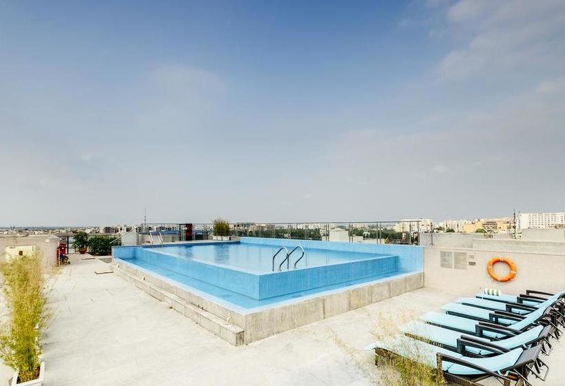 Hotel Holiday Inn Kolkata Airport 9