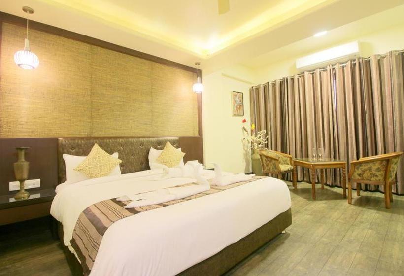 Hotel Mittal Paradise 13