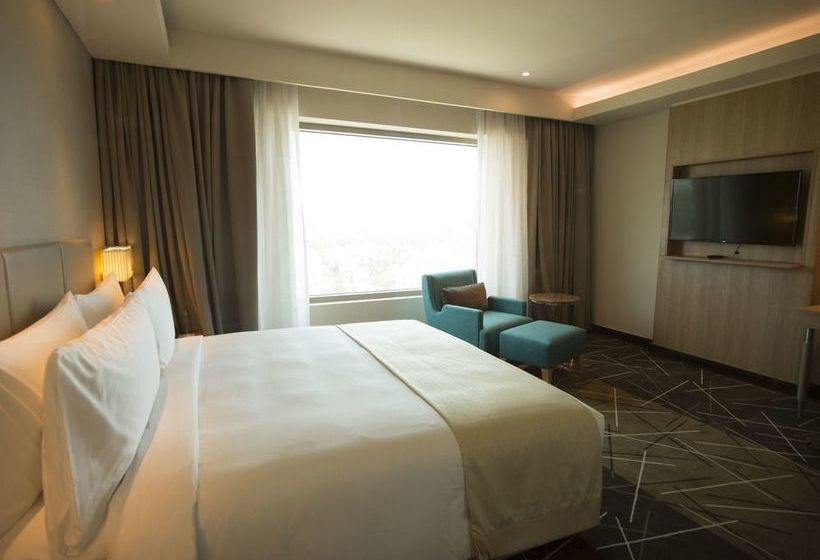 Hotel Holiday Inn Chennai Omr It Expressway 13