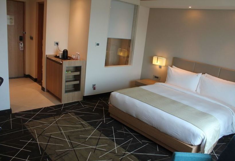 Hotel Holiday Inn Chennai Omr It Expressway 16