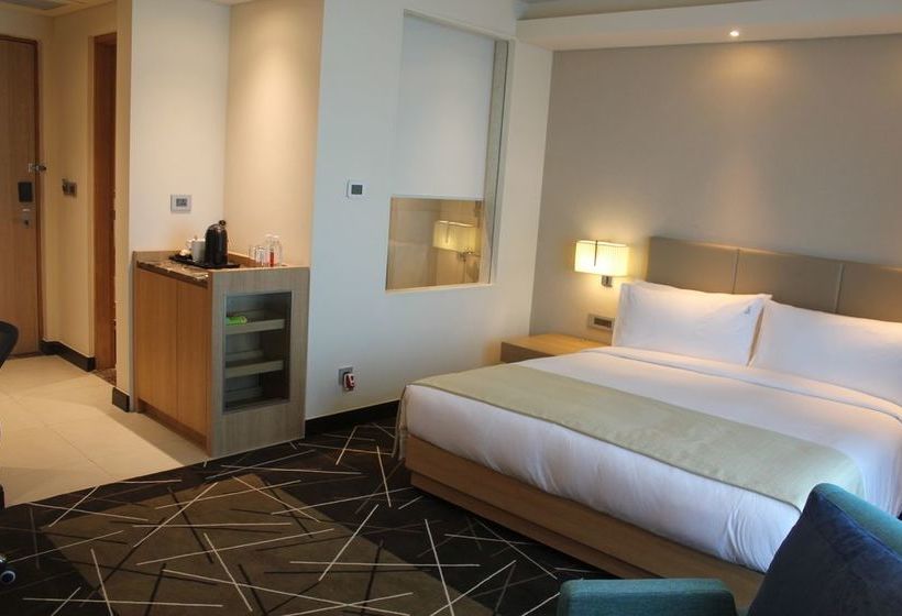 Hotel Holiday Inn Chennai Omr It Expressway 18