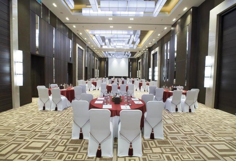 Hotel Holiday Inn Chennai Omr It Expressway 5