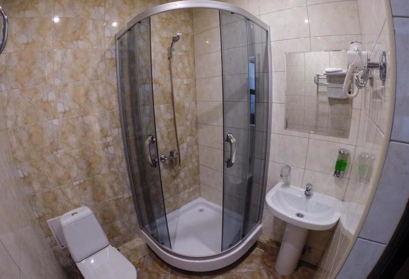 Hotel Marton Cherepovetskaya 18