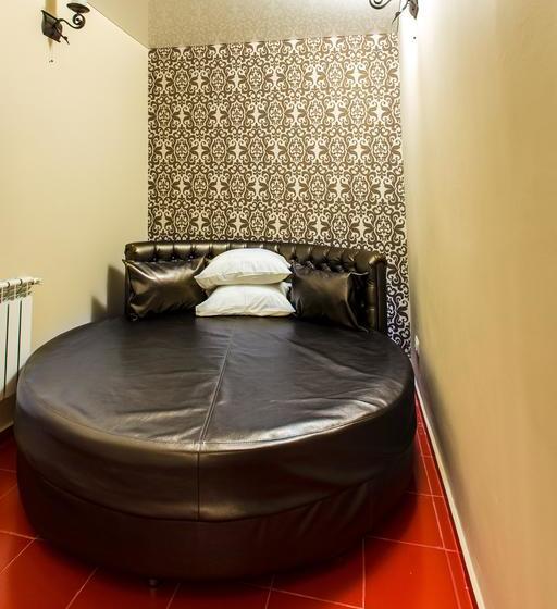 Hotel Marton Cherepovetskaya 20