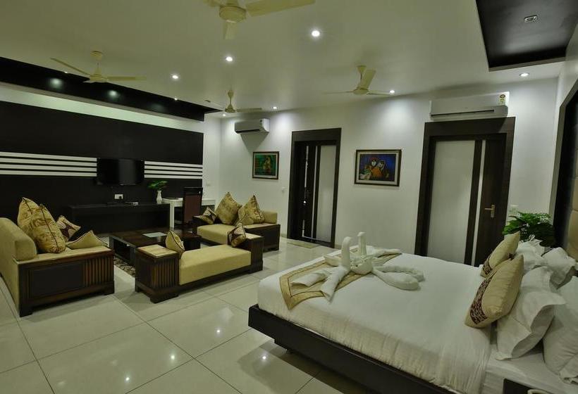 Hotel Jhansi 14