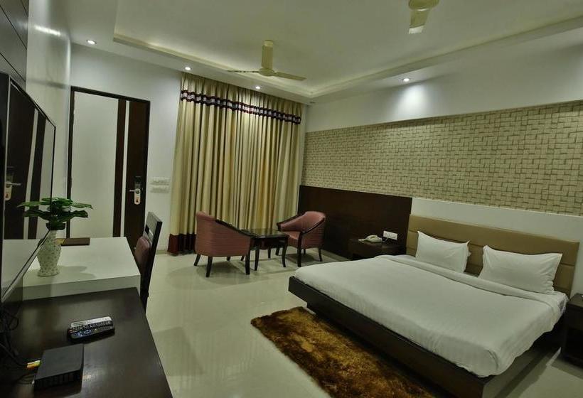 Hotel Jhansi 4