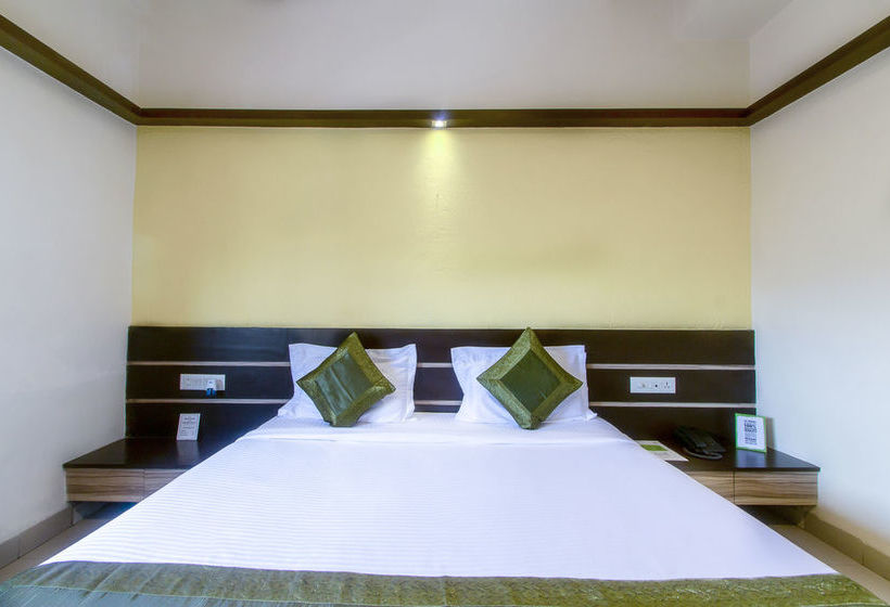 Hotel Golden Treat 11