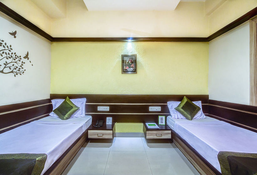 Hotel Golden Treat 13