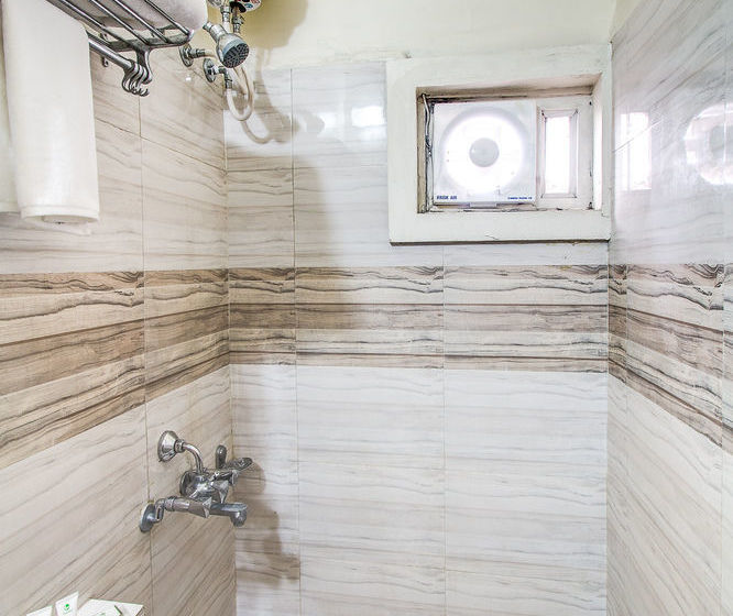 Hotel Golden Treat 18