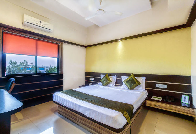 Hotel Golden Treat 5