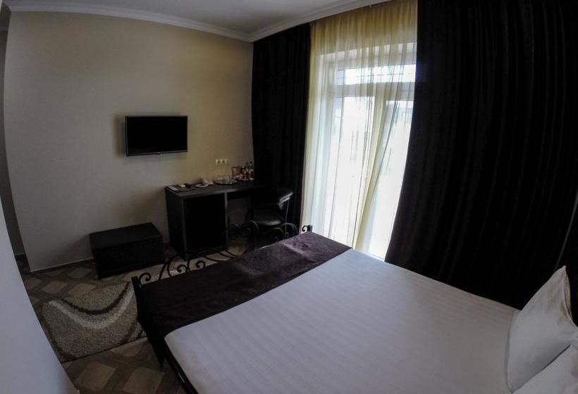 Hotel Marton Rokossovskogo 12