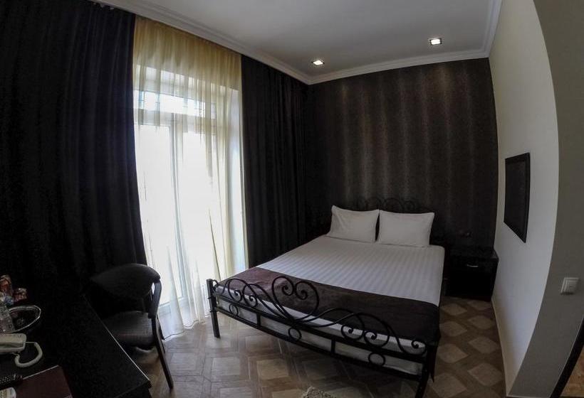 Hotel Marton Rokossovskogo 13