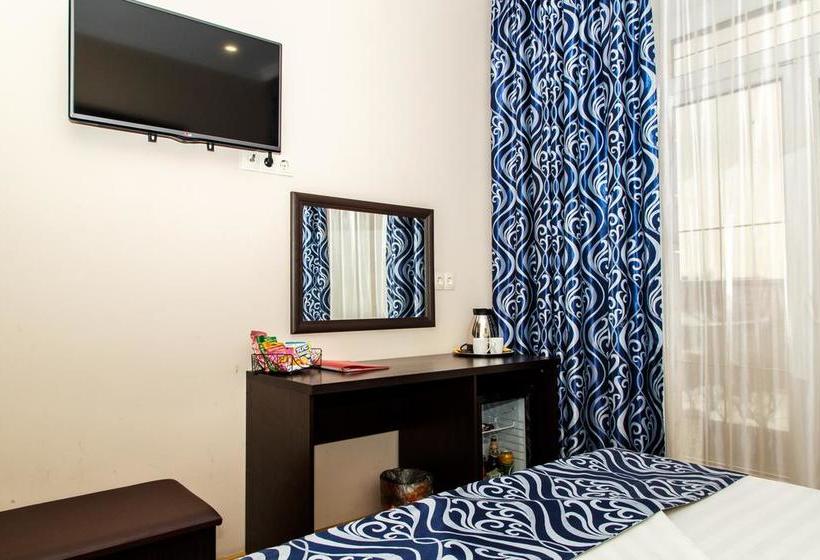 Hotel Marton Rokossovskogo 18