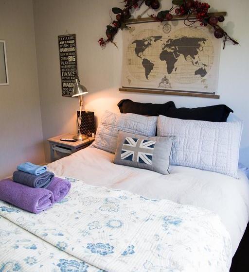 Waitomo Orchard Estate B&b 11