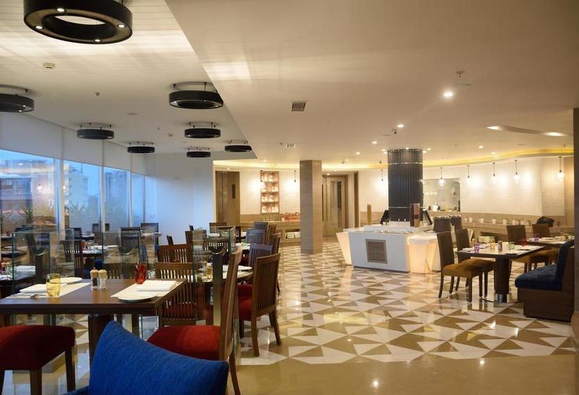 Hotel Rbd Sarovar Portico 16
