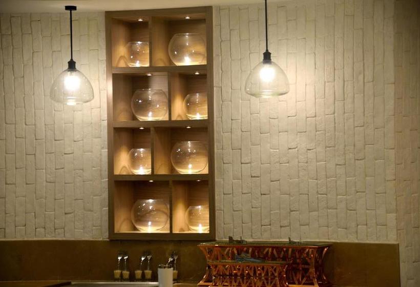 Hotel Rbd Sarovar Portico 17