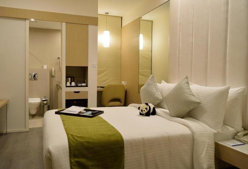 Hotel Rbd Sarovar Portico 2