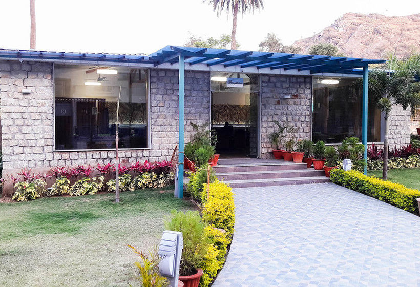 Hotel Humming Bird Resort 2