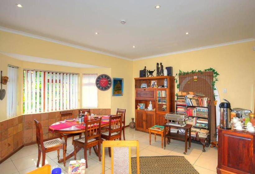 Pensión Amanzi Guest House Puerto Elizabeth Eastern Cape